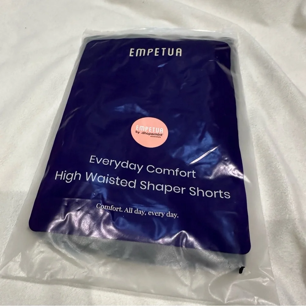 Shapermint Empetua Every Day Comfort High Waisted Shaper Shorts Size XL / XXL
